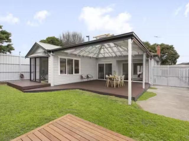3 Hubert Street, Preston VIC 3072 House Auction