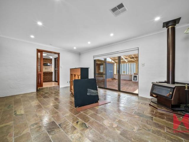 3 Hawkesbury Drive, Willetton WA 6155