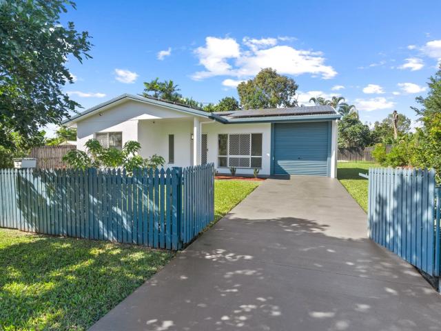 3 Hay StreetMount Sheridan QLD 4868, Australia