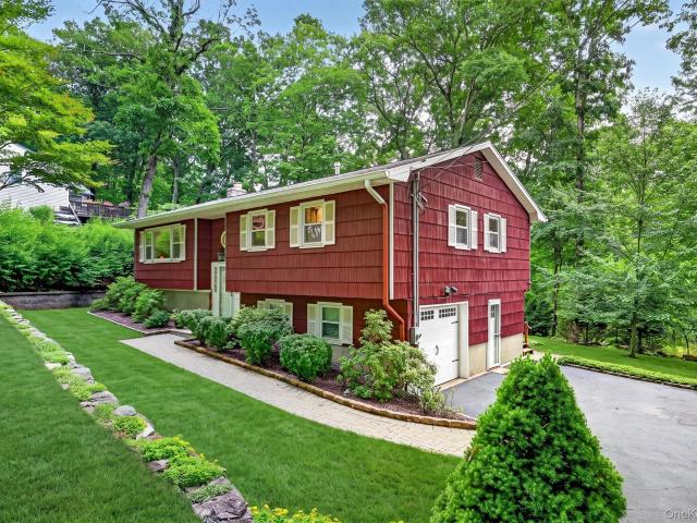 3 Hazelwood Road