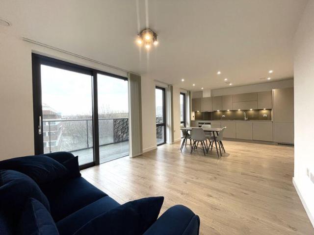 3, Henley Heights N1 2 bed flat to rent £3,000 pcm £692 pw