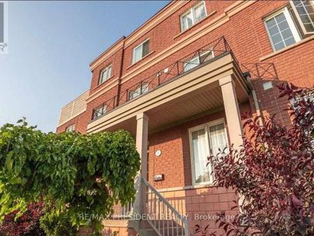 3 Herzberg Gardens, Toronto, ON, M3J 3P5 house for sale | Listing ID W13807 | Royal LePage