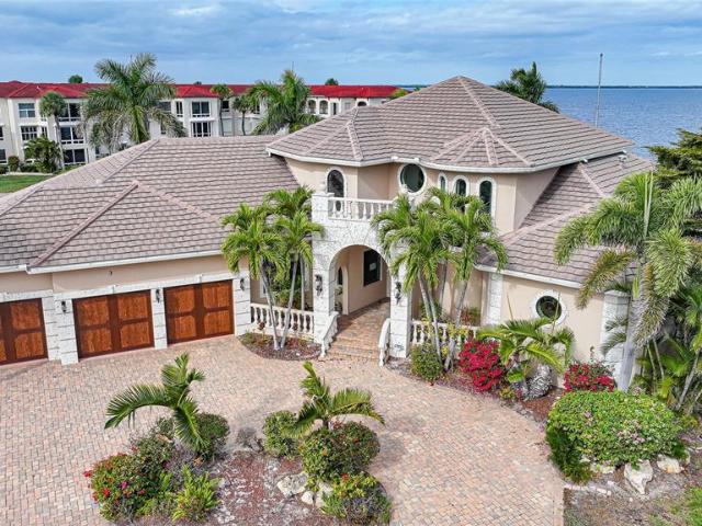 3 Hibiscus Dr, Punta Gorda, FL 33950 | MLS #C7520
