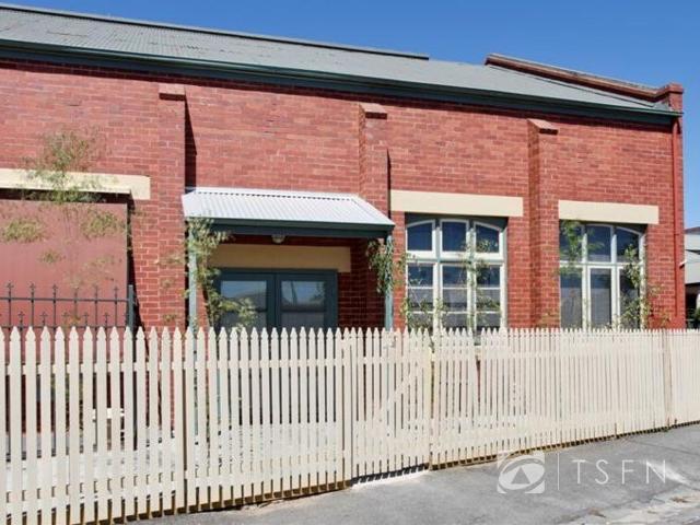 3 Hoskins Street, Quarry Hill, Australia