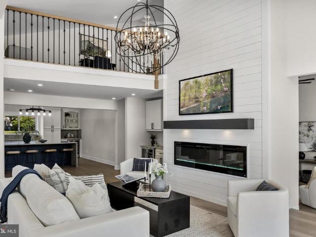 3 Hopewell Avenue
