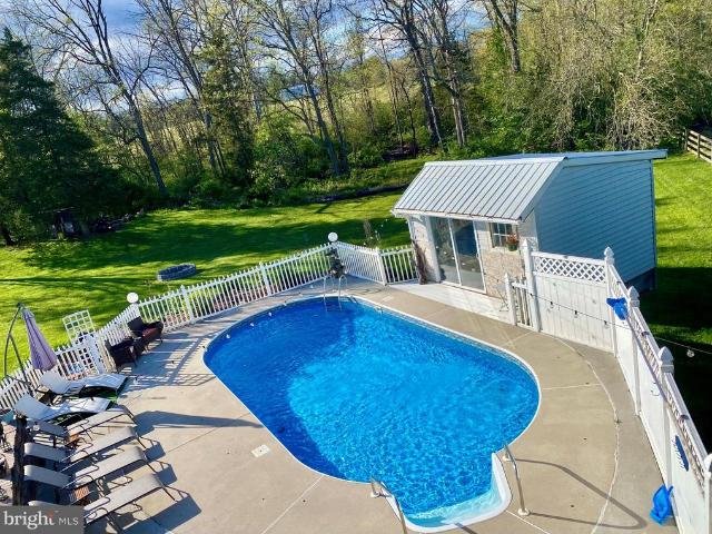 3 Howard Drive