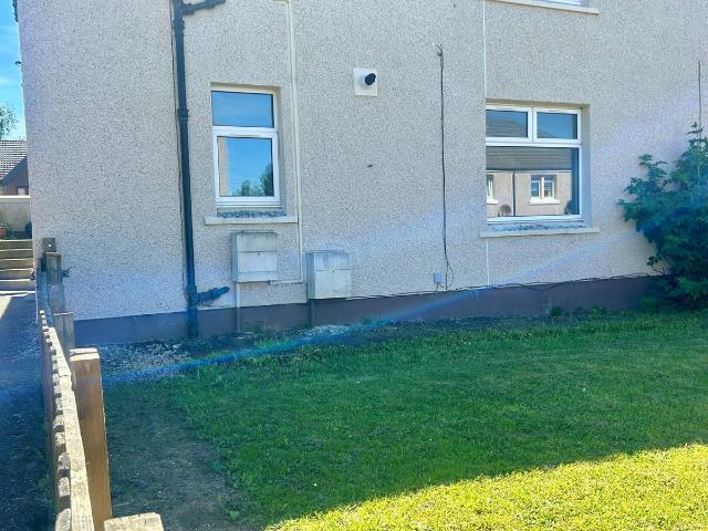 3 Hozier Street, Carluke ML8, 2 bed flat to rent, £750 pcm | PrimeLocation