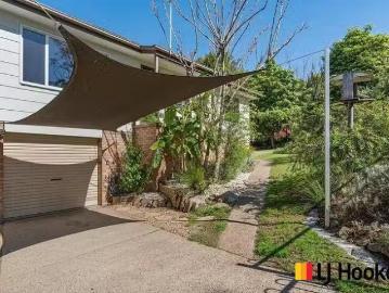 Moruya, Eurobodalla County - Garden, Parking
