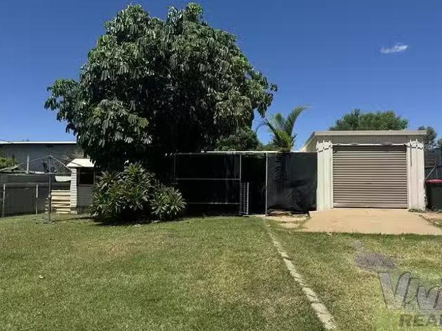 3 Joan Street, Mornington, QLD 4825