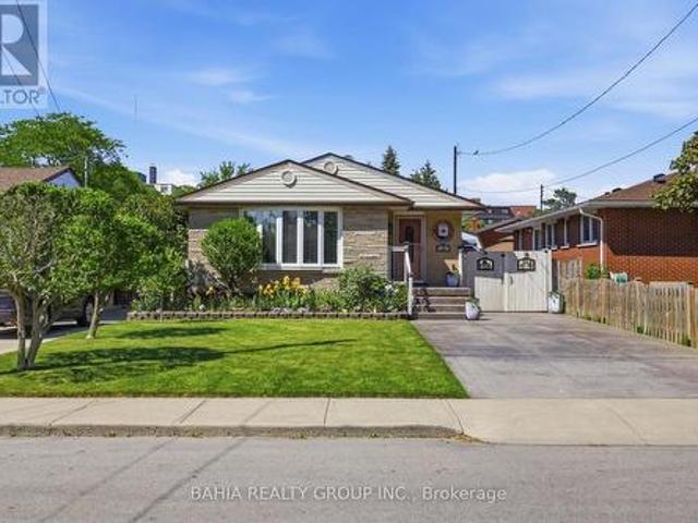 3 Kenwood Crescent, Hamilton, ON, L8T 1W3 house for sale | Listing ID X13518 | Royal LePage