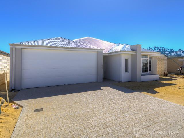 3 Killarney StreetYanchep WA 6035, Australia