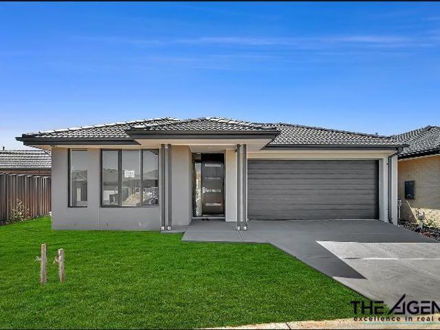 3 Knebworth Drive, Strathtulloh VIC 3338 AUS
