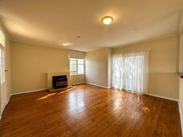 3 Koonee Avenue, Cooma