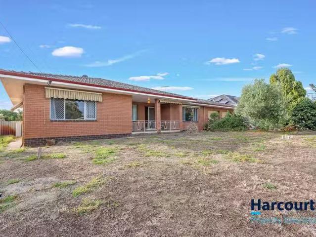 3 Lukin Place, BULL CREEK, WA 6149 House for Rent