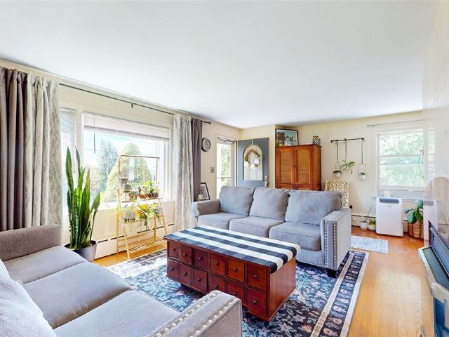 3 Lakeview Drive