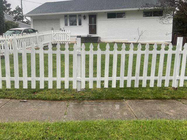 3 Lakecrest Cir, Greenbelt, MD 20770 | MLS #MDPG2205