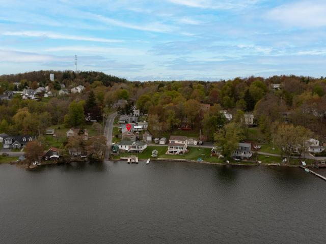 3 Lakeshore Drive