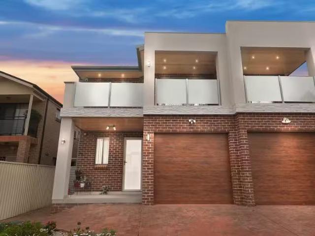 3 Langdale Avenue, Revesby Townhouse for rent Listed by Terry.