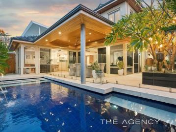 3 Levels of Luxury! With Stunning Ocean Views