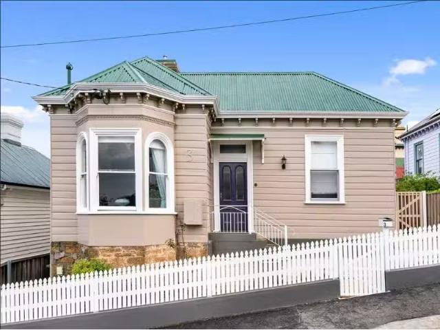 3 Lillie St, Glebe House for rent Listed by Lewis Matcham of.