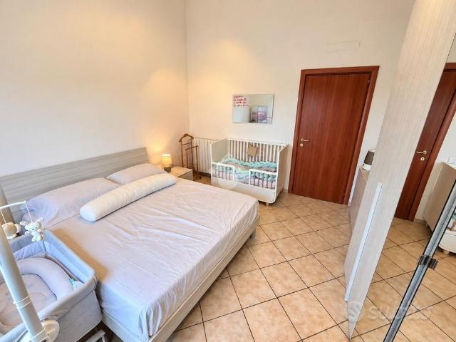 3 LOCALI A NAPOLI