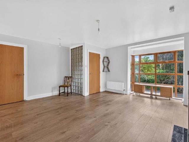 3 Locksley Lane, 110 Upper Lisburn Road, Belfast, BT10 0BB