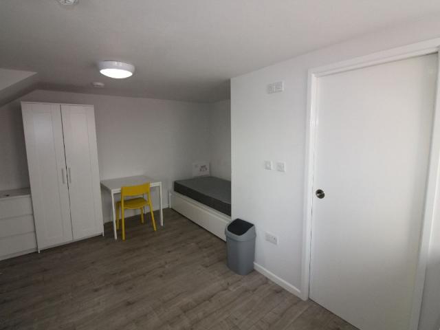 3 Lodge Bank, PRESTON PR1 1JR, Studio