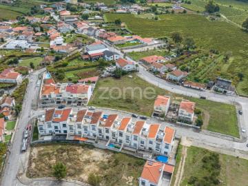 3 Lotes de Terreno para const. de Moradias Aldeamento Nova Caíde