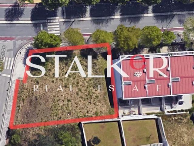 3 Lotes de Terreno para Moradias em Localização Privilegiada de São João da Madeira