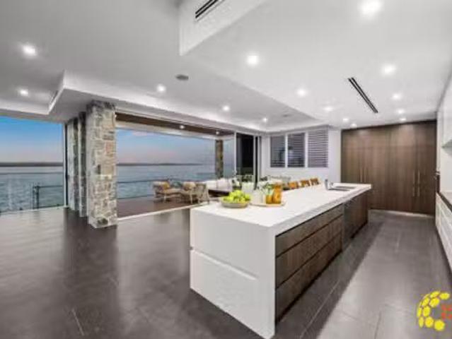 3 Parklane Terrace, Paradise Point, QLD 4216