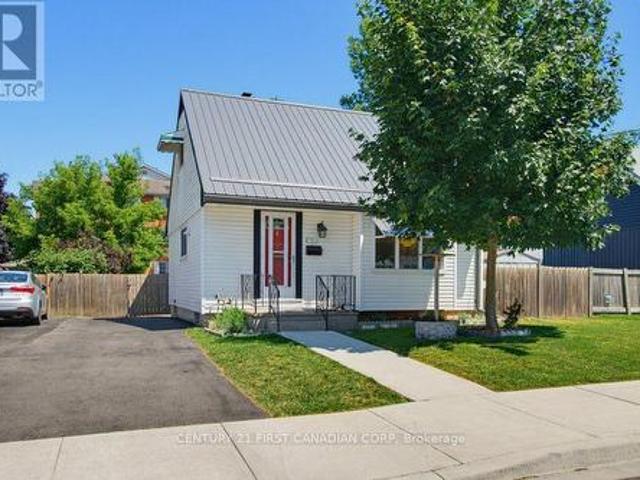 3 Parkside Drive, St. Thomas, ON, N5R 3T8 house for sale | Listing ID X13612 | Royal LePage