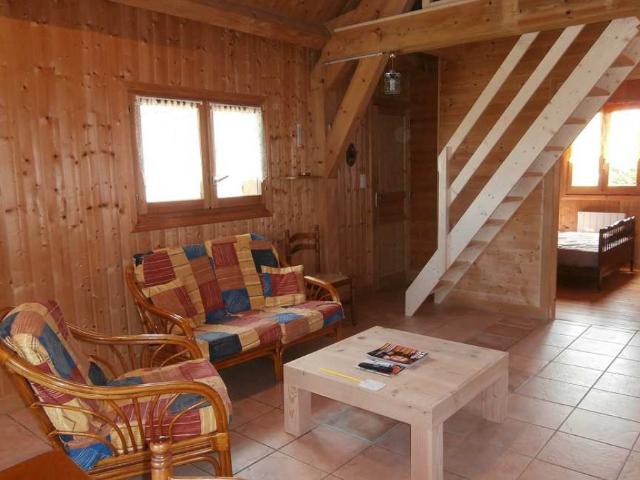 3 pièces, 55m² en location à Chastreix 637 €