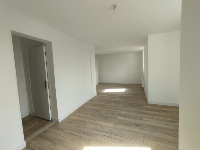 3 pièces 59.75m2 Appartement rénové de 59.75m2 à Auchel