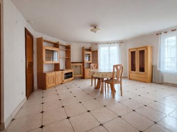 APPARTEMENT 3 PIÈCES HABITABLE IMMÉDIATEMENT DPE C PARKING PRIVATIF