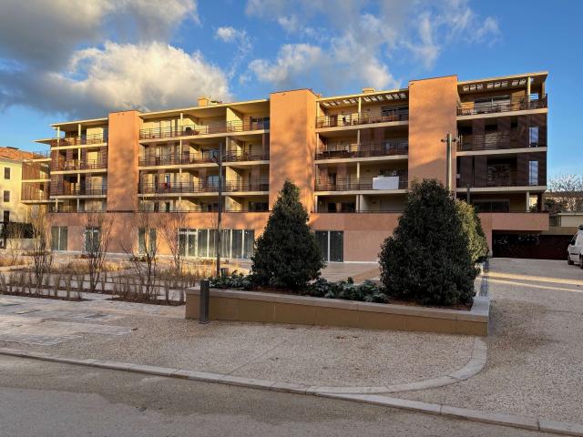 3 pièces · 72 m²