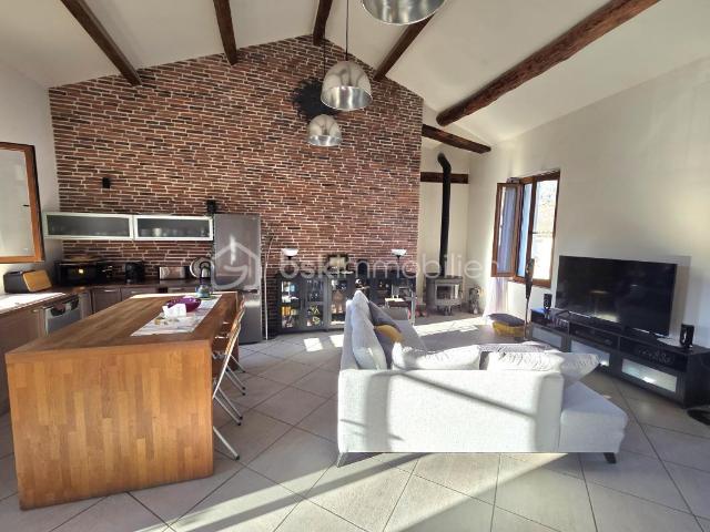 3 pièces 85 m2, balcon, garage