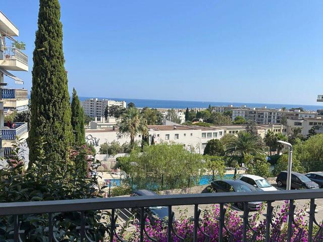 3 pièces vue mer & montagnes Piscine Parking Cave Loggia