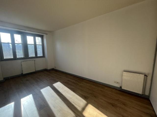 3 pièces à louer