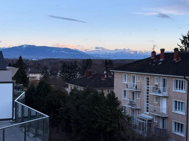 3 pièces au 3 ème étage avec extérieur