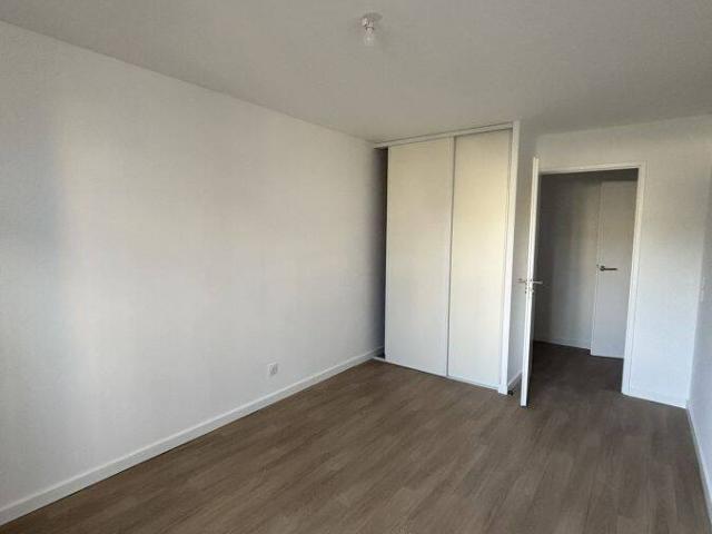 3 Pièces + bureau et dressing