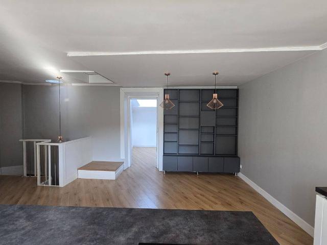 3 PIECES DE 60M² 2 CHAMBRES 2 SDD