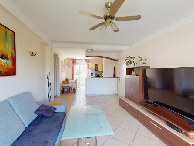 3 pièces dernier étage avec 2 terrasses et garage Bouches. 70m² Villeneuve Loubet