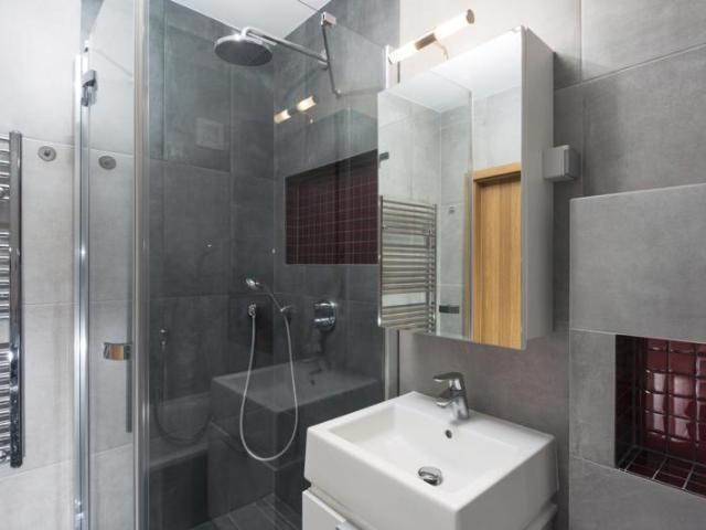 3 PIECES DERNIER ETAGE + BALCON+ PARKING Proche Métro Ligne 4 et 13