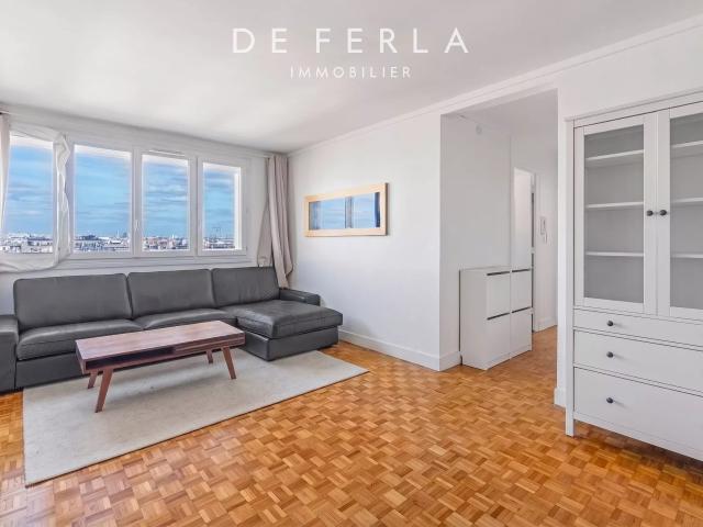 3 pièces en dernier étage avec ascenseur Ségur, Paris XVème
