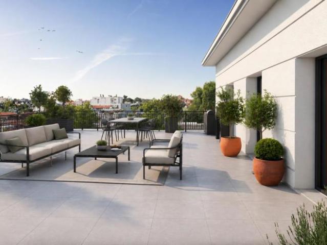 3 PIECES EN DERNIER ETAGE AVEC TERRASSE