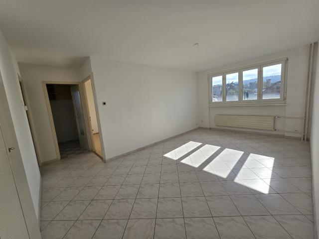 3 pièces lumineux avec balcon à la Chaux de Fonds