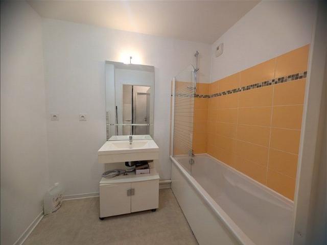 3 pièces Meublé 62 m² 2ème étage Colocation non autorisée