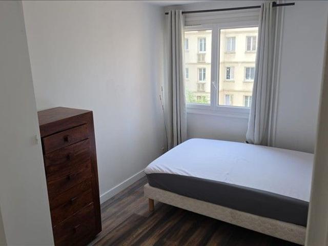 3 pièces Meublé 63 m² 3ème étage Colocation non autorisée