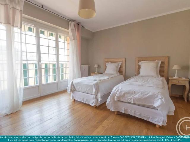 3 PIECES MEUBLE AVEC GARAGE 5 AVENUE LYMPIA PROCHE PORT