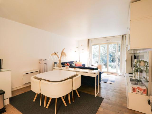 3 pièces meublé Boulevard Malesherbes 75017 Paris